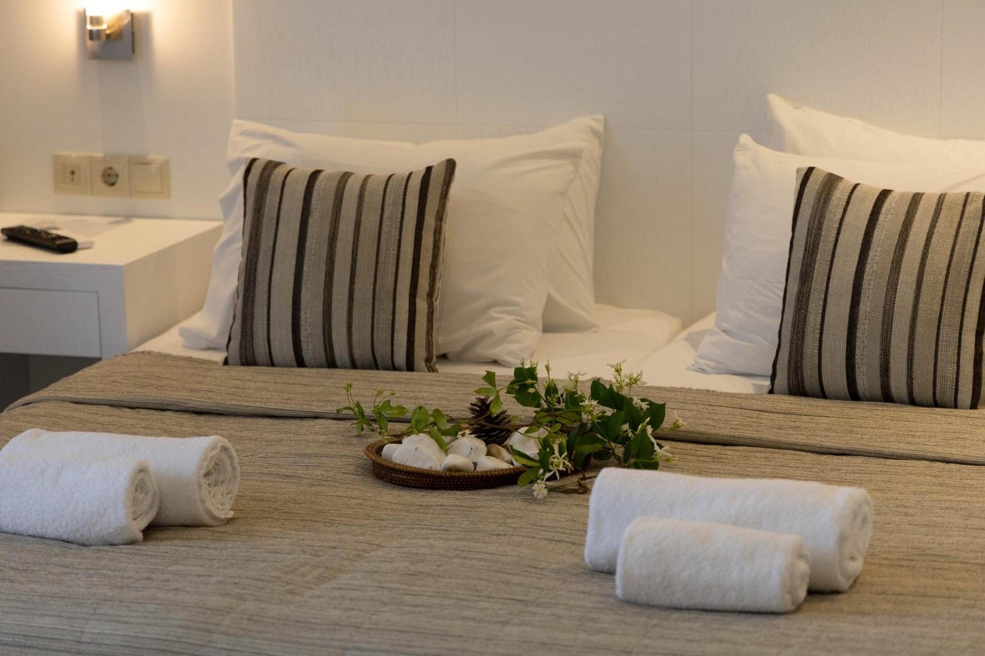 Eva Mare Hotel & Suites - Adults Only Agia Pelagia Zewnętrze zdjęcie